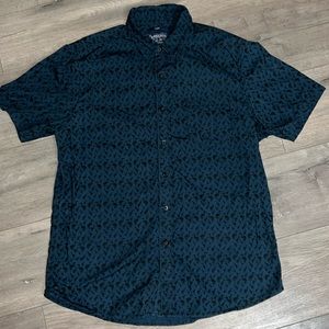 Men’s American Rag casual button down shirt